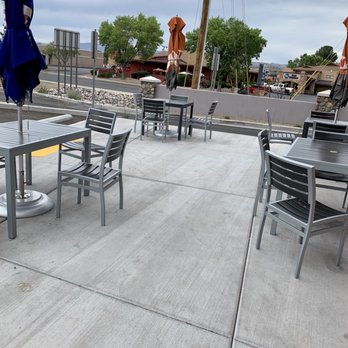 Dunkin' - Outside seating - Coffee & Tea Near Me - Cottonwood, Arizona