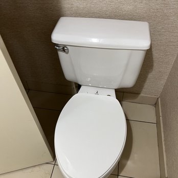 Marriott St. Louis West - Toilet won't flush - Hotels Near Me - St. Louis, Missouri Marriott St. Louis West - Toilet won't flush - Hotels Near Me - St. Louis, Missouri