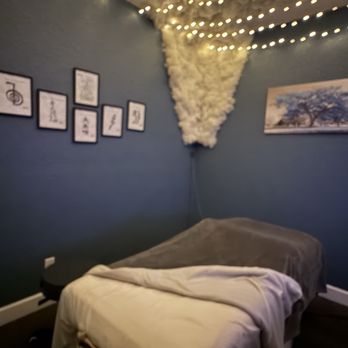 Massageology - Lovely room that my massage was in - Massage Therapy Near Me - Middleburg, Florida Massageology - Lovely room that my massage was in - Massage Therapy Near Me - Middleburg, Florida