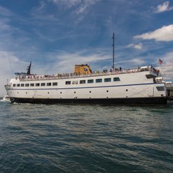 Salty's Burgers & Seafood - Block Island ferry heading to the island
