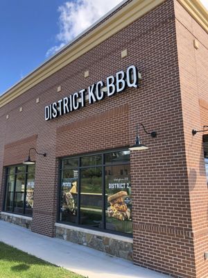 District BBQ Bristow by null