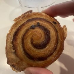 Jazmin's Bakery & Donuts - Mini cinnamon roll - yummy
