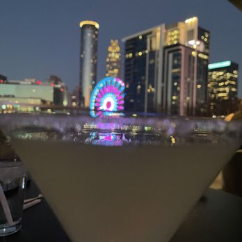 Top Draft - Lemon drop - Sports Bars Near Me - Atlanta, Georgia Top Draft - Lemon drop - Sports Bars Near Me - Atlanta, Georgia
