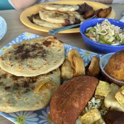 Salvadoreno Restaurant - Salvadoran Appetizer - Pupusa - Tamales -Yuca -Pasteles