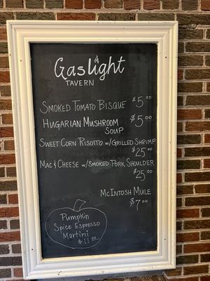 Gaslight Tavern by null