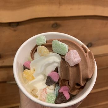 Easy Breezy Frozen Yogurt - Ice Cream & Frozen Yogurt Near Me - Corte Madera, California Easy Breezy Frozen Yogurt - Ice Cream & Frozen Yogurt Near Me - Corte Madera, California