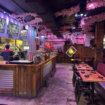 El Tiesto Cafe Miami - Dominican Near Me - Miami, Florida