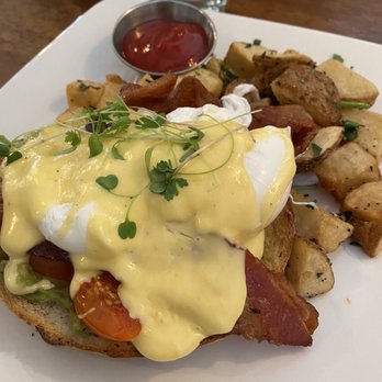 Arthur's - BLT Benedict - Bars Near Me - Seattle, Washington Arthur's - BLT Benedict - Bars Near Me - Seattle, Washington