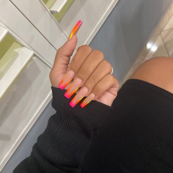 Royal Nails & Lashes - Nail Salons Near Me - Royal Palm Beach, Florida