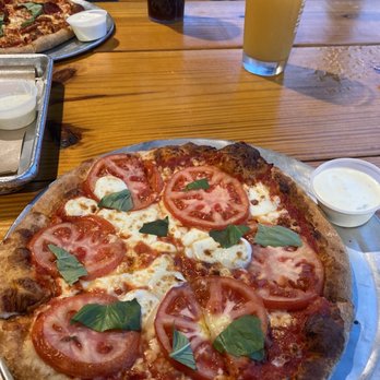 Pinthouse Pizza - Pizza Near Me - Austin, Texas