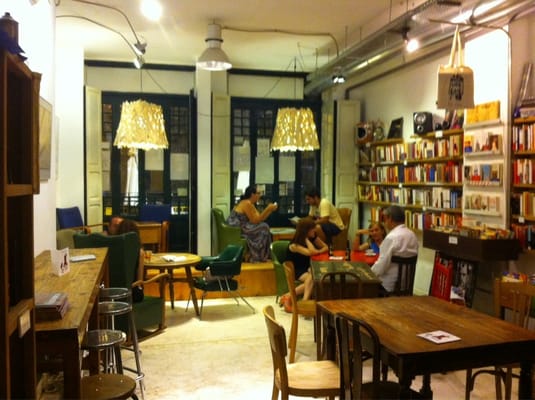 Ubik Café Cafetería Librería by null