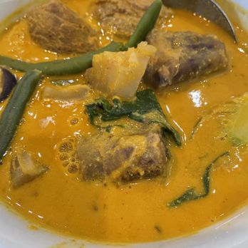 Goldilocks - Kare kare - Bakeries Near Me - Las Vegas, Nevada