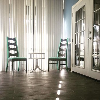 Pupscale Pet Salon - We love the spaw vibe at our new location! - Pet Groomers Near Me - Montclair, California Pupscale Pet Salon - We love the spaw vibe at our new location! - Pet Groomers Near Me - Montclair, California