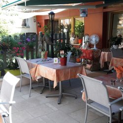 L'Auberge Fleurie - Terrasse d'été