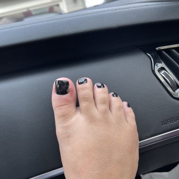 Sydney Nails & Spa - Toe infection - Nail Salons Near Me - Lancaster, California