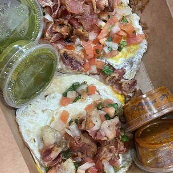 The Great White Hut - Breakfast Tacos. - Burgers Near Me - North Hollywood, California