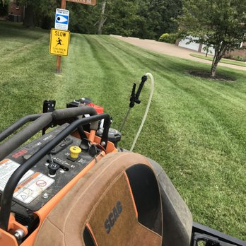 Fetscher Lawncare - Laying stripes - Lawn Services Near Me Fetscher Lawncare - Laying stripes - Lawn Services Near Me
