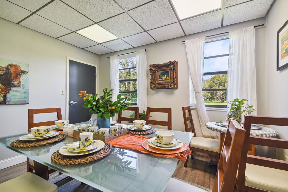 FRENCH CHATEAU OF ODESSA Vacation Rentals in Odessa, Florida at 13042