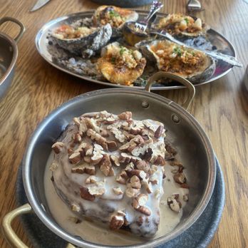 Credence - Cinnamon Roll - New American Near Me - Houston, Texas Credence - Cinnamon Roll - New American Near Me - Houston, Texas