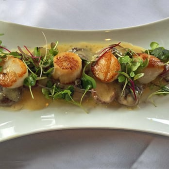 Tina's - Seared Sea Scallops appetizer. - New American Near Me - Dundee, Oregon Tina's - Seared Sea Scallops appetizer. - New American Near Me - Dundee, Oregon