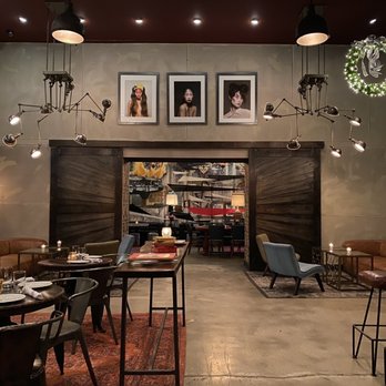 Fulton Market Kitchen - Lounge view to main dining room - New American Near Me - Chicago, Illinois