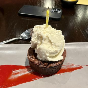 P.F. Chang's - Complimentary birthday cake - Chinese Near Me - Mission Viejo, California