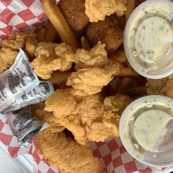 Salty Seafood Shack - Fish & Shrimp plate, my fav