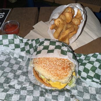 Underbelly Burger - Burgers Near Me - Houston, Texas