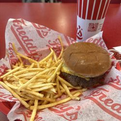 Freddy's Frozen Custard & Steakburgers - California Steakburger