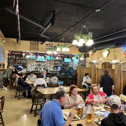 Steinkeller - Dining room