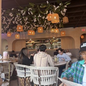 Mamimosas - Inside - Breakfast & Brunch Near Me - West Covina, California Mamimosas - Inside - Breakfast & Brunch Near Me - West Covina, California