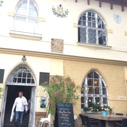 Cafe Blickweit - Das kaiserliche Gemäuer