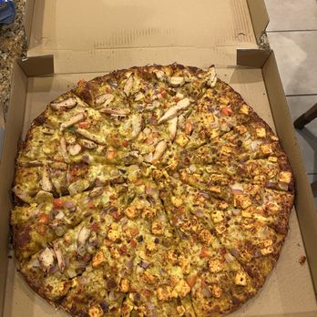 Tandoori Pizza - XL pizza (half butter chicken, half shahi paneer) - Pizza Near Me - Elk Grove, California Tandoori Pizza - XL pizza (half butter chicken, half shahi paneer) - Pizza Near Me - Elk Grove, California
