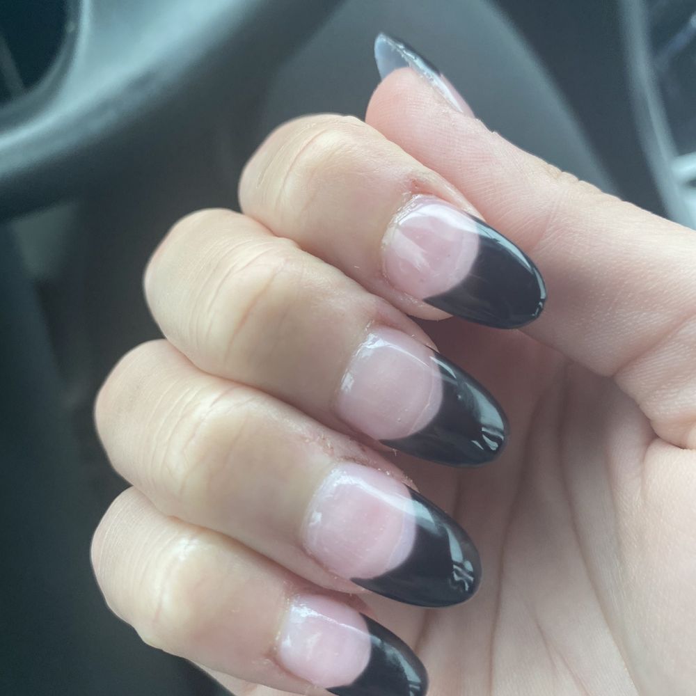 La Chic Nails - Nail Salons Near Me - Middletown, Rhode Island La Chic Nails - Nail Salons Near Me - Middletown, Rhode Island