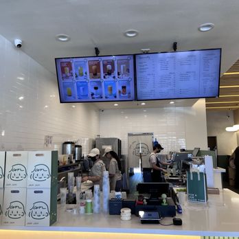 Jam Jam Tea Lab - Ordering and drink pick up counter - Bubble Tea Near Me - Irvine, California Jam Jam Tea Lab - Ordering and drink pick up counter - Bubble Tea Near Me - Irvine, California