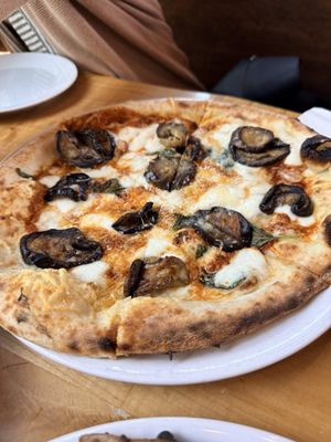 Pizzeria Otto Foster Road by null