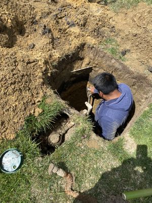 Messer Plumbing & Heating Logo