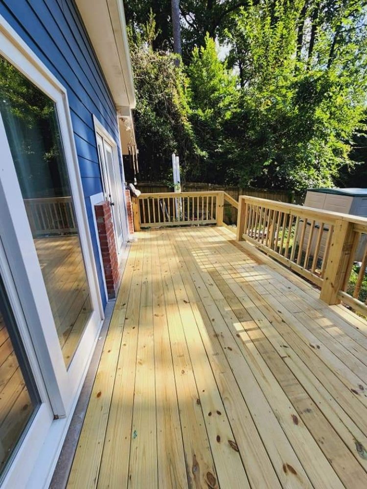 Slide of Luna Construction