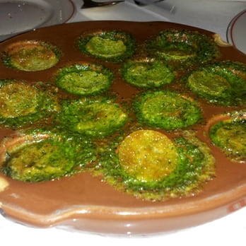 Benoit - Escargots with garlic and parsley butter - French Near Me - New York, New York Benoit - Escargots with garlic and parsley butter - French Near Me - New York, New York