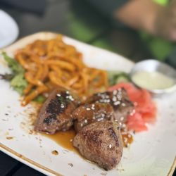 Latitude 34 - Filet mignon bites