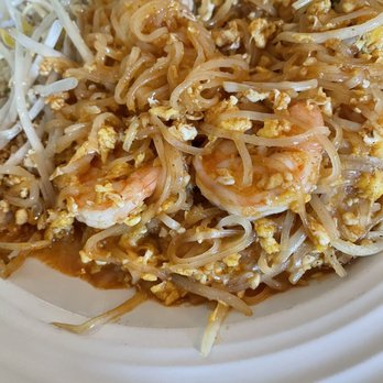District III - Shrimp Pad Thai - Vietnamese Near Me - Alpharetta, Georgia