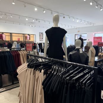 Theory Women Woodbury Outlet - Women's Clothing Near Me - Central Valley, New York
