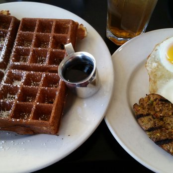 Bea Bea's - Waffles, sausage, and eggs - Coffee & Tea Near Me - Burbank, California