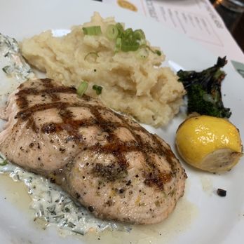The Perch - Ora king salmon - Breweries Near Me - Chicago, Illinois