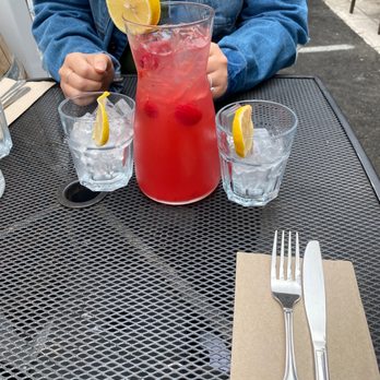 The Hideout Kitchen - Spiked Raspberry Lemonade - New American Near Me - Lafayette, California