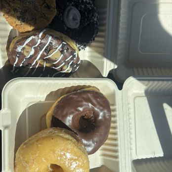The Sugar Chalet - The perfect donuts do exist. - Desserts Near Me - Running Springs, California The Sugar Chalet - The perfect donuts do exist. - Desserts Near Me - Running Springs, California