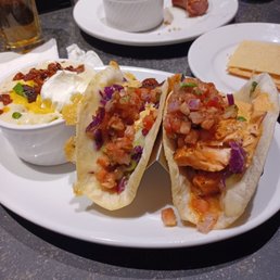 Grilled Salmon Tacos
