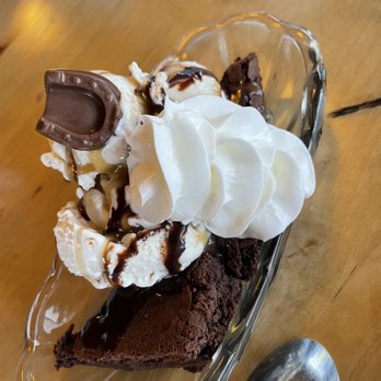 Broken Spur Inn & Steakhouse - Hotels Near Me - Torrey, Utah Broken Spur Inn & Steakhouse - Hotels Near Me - Torrey, Utah