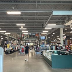 DICK'S Sporting Goods - Inside