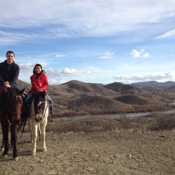 Rancho Bravo - Beautiful scenery - Horseback Riding Near Me - Hemet, California